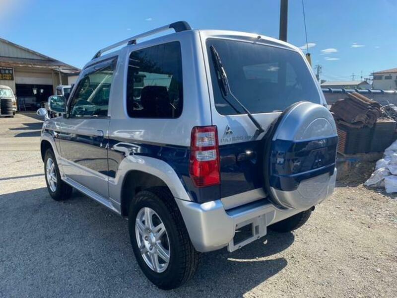 PAJERO MINI