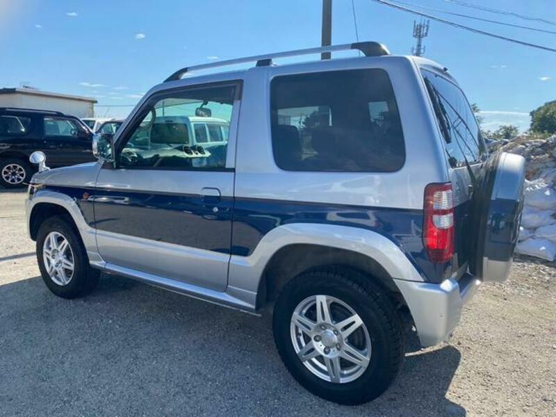 PAJERO MINI