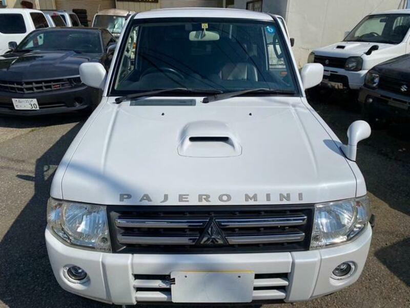 PAJERO MINI