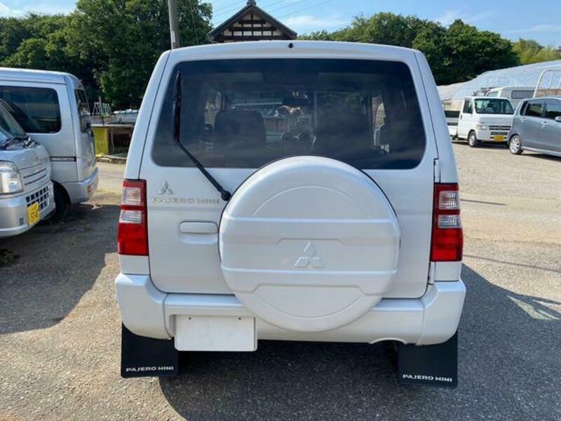 PAJERO MINI