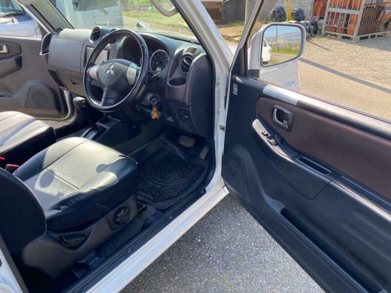 PAJERO MINI