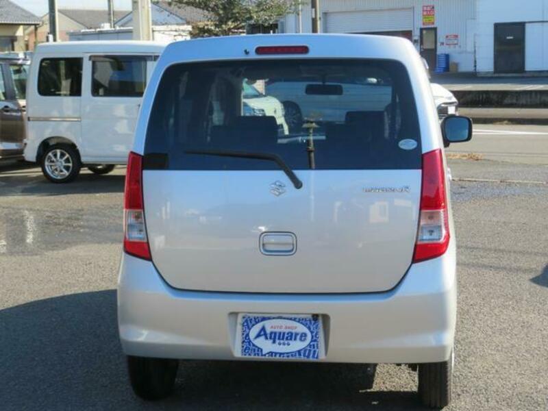 WAGON R