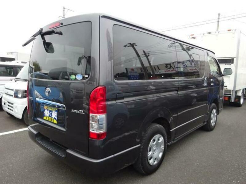 HIACE VAN