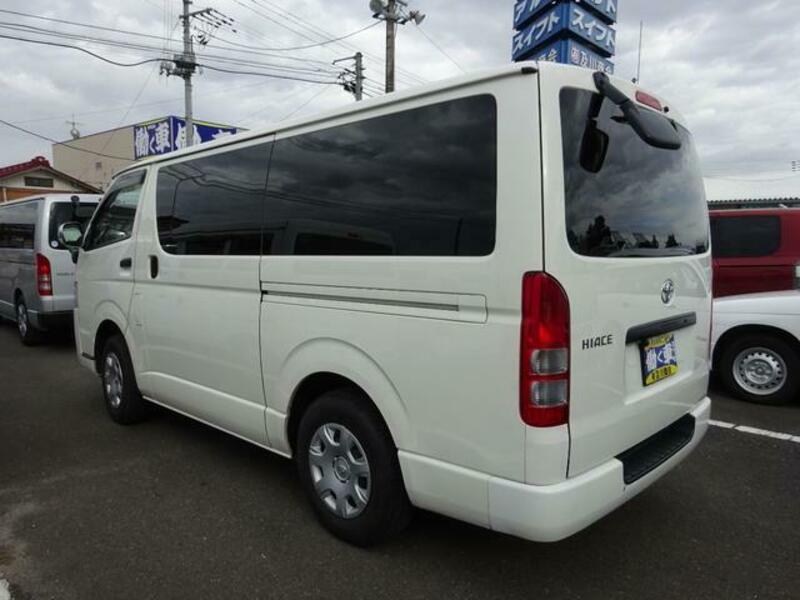 HIACE VAN
