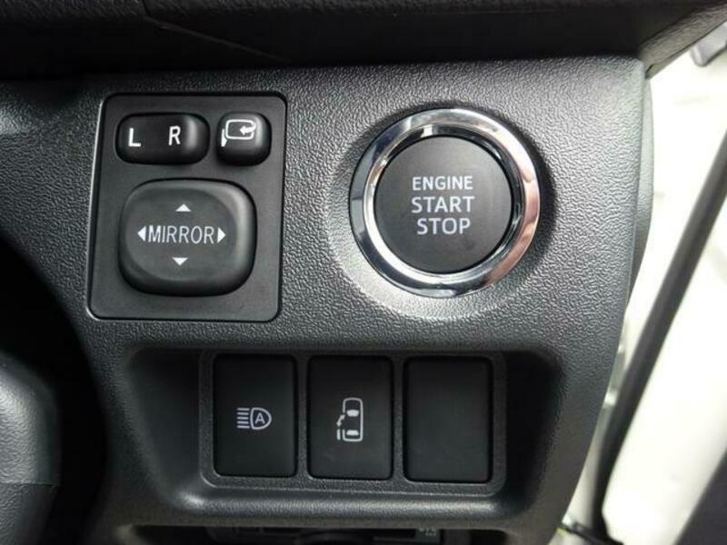 HIACE COMMUTER