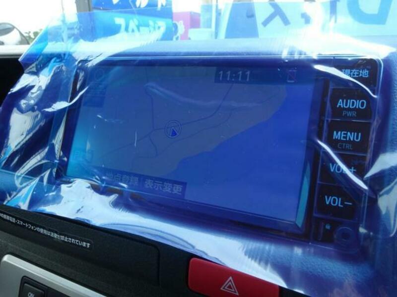 HIACE COMMUTER