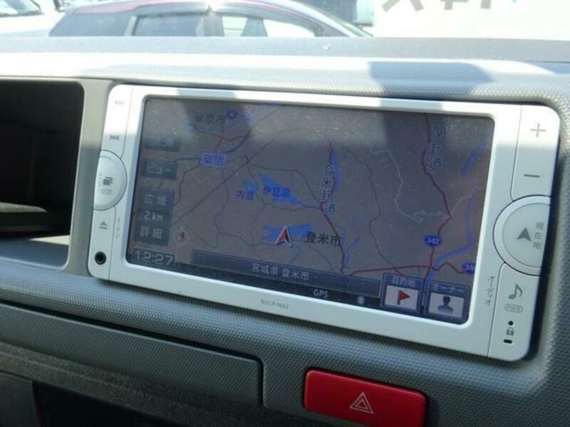 HIACE COMMUTER