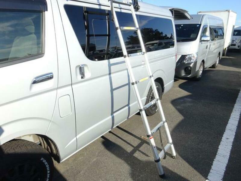 HIACE WAGON