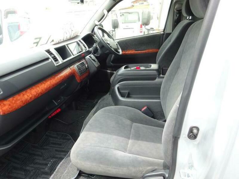HIACE WAGON