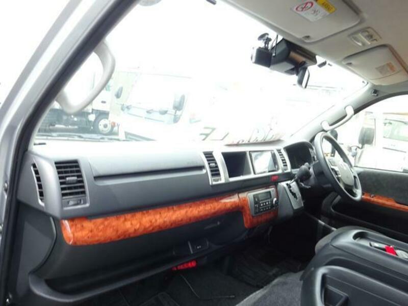 HIACE WAGON