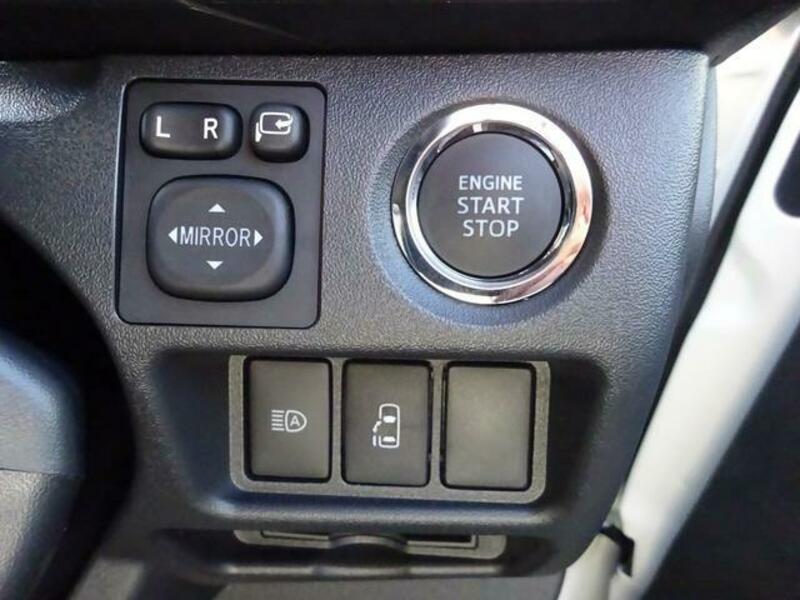 HIACE COMMUTER