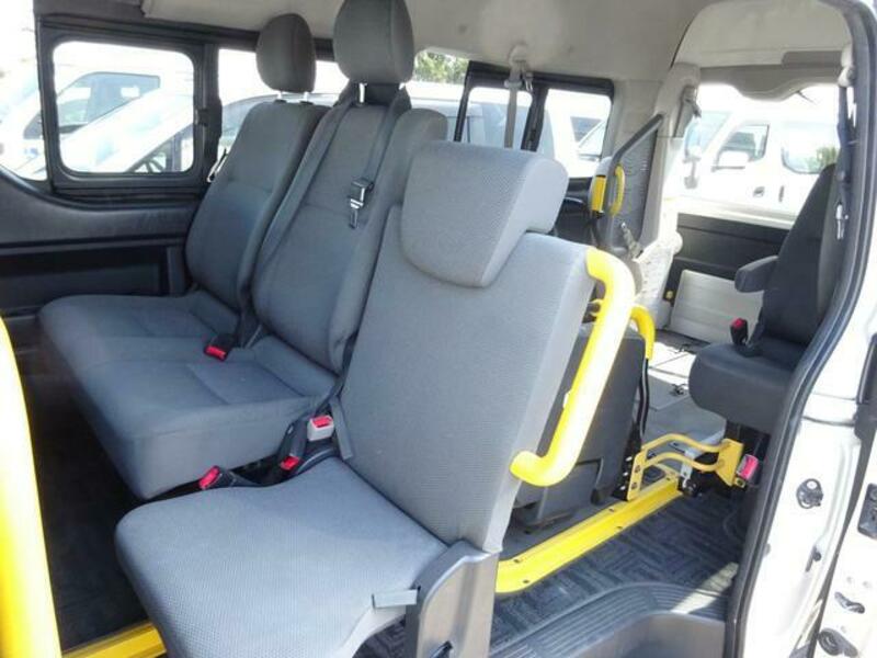 HIACE VAN