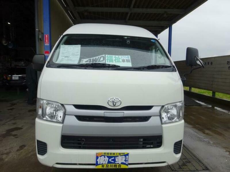 HIACE VAN