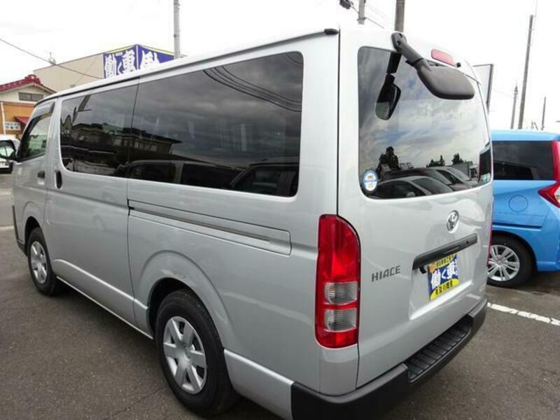 HIACE VAN