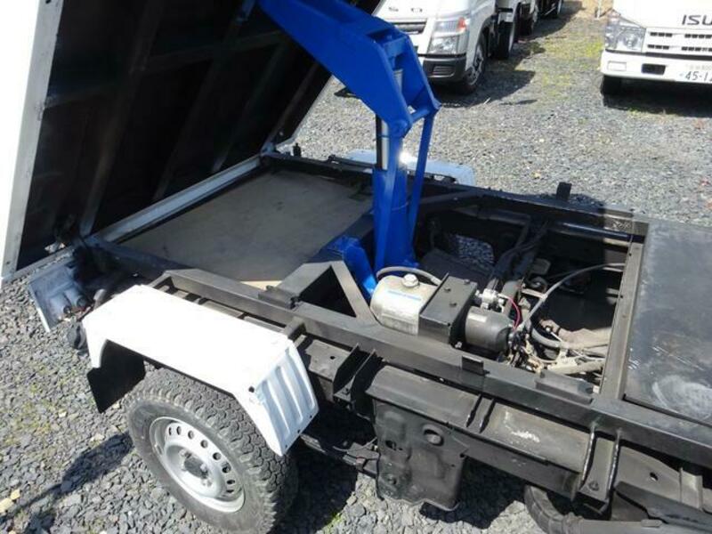 CARRY TRUCK