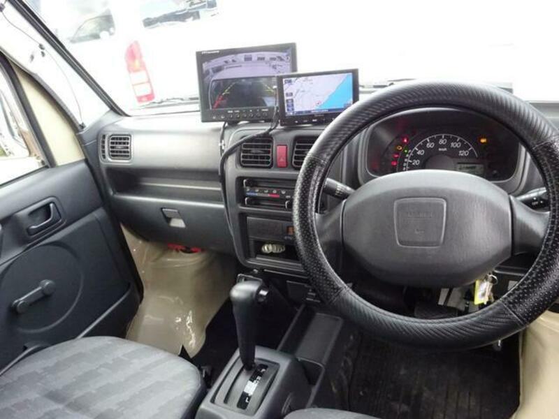 CARRY TRUCK