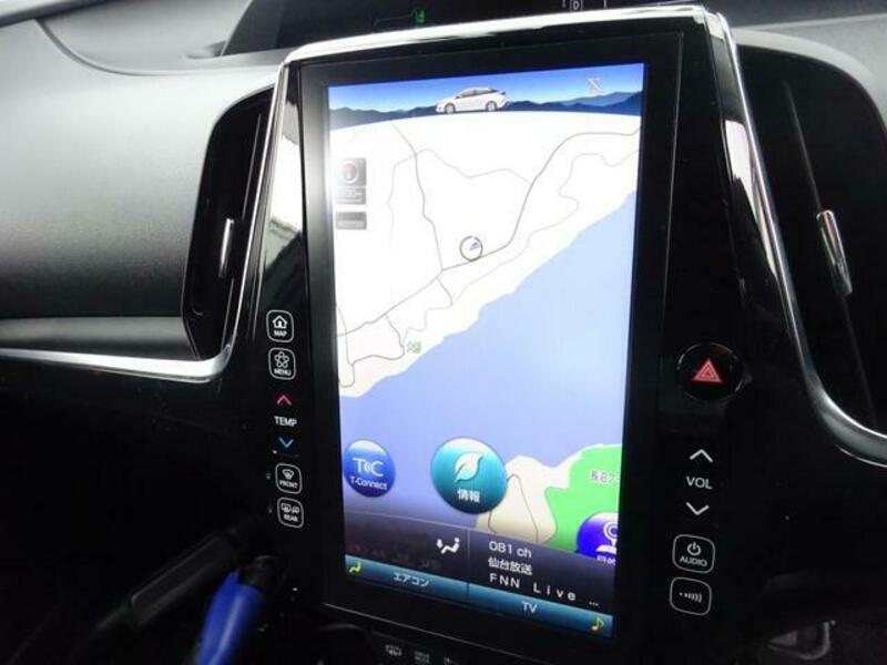 PRIUS PHV