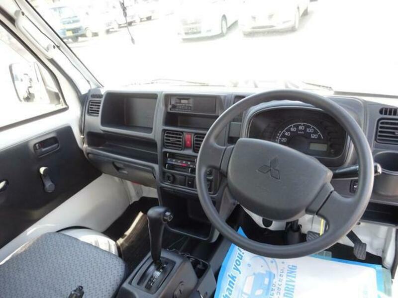 MINICAB TRUCK
