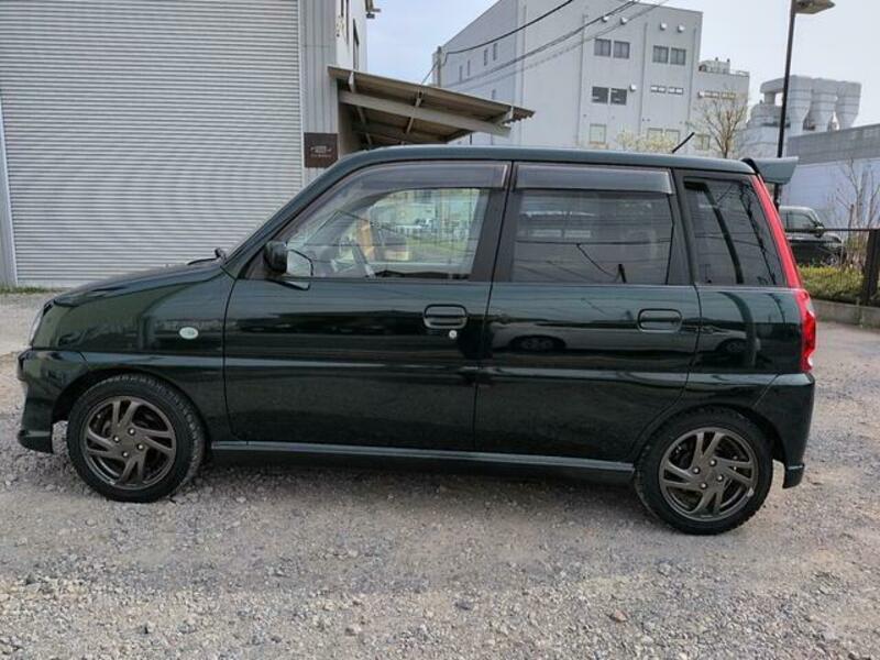 PLEO