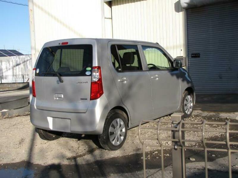 WAGON R