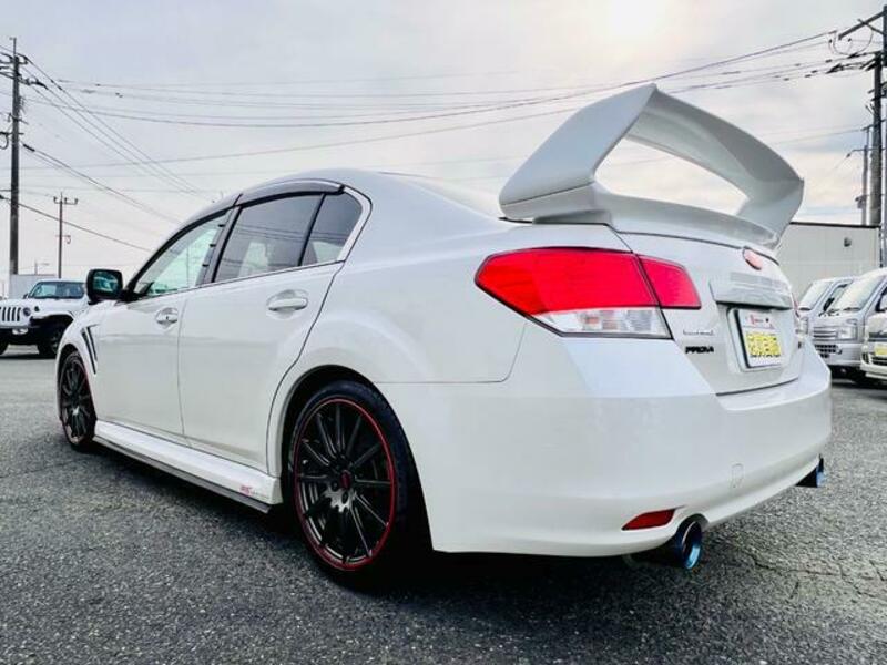 LEGACY B4