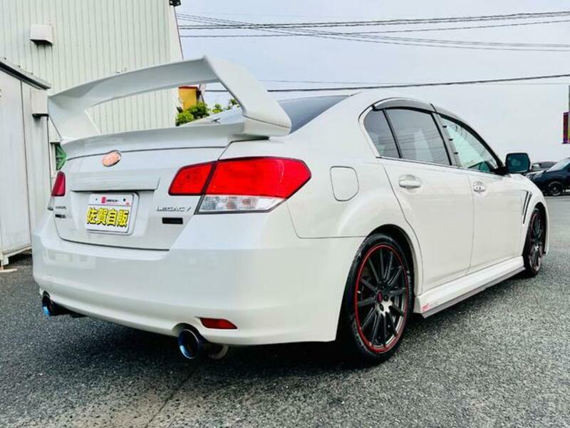 LEGACY B4