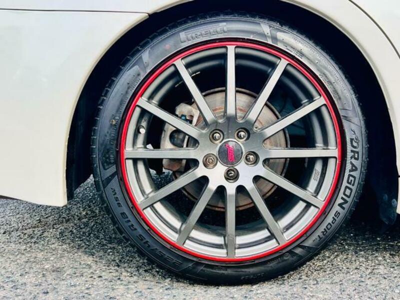 LEGACY B4