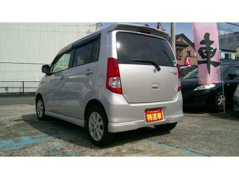 WAGON R