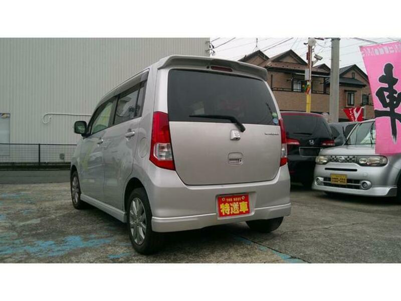 WAGON R