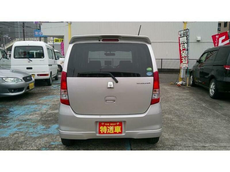 WAGON R