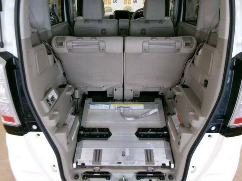 N BOX PLUS