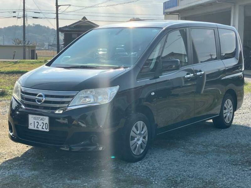 NISSAN SERENA