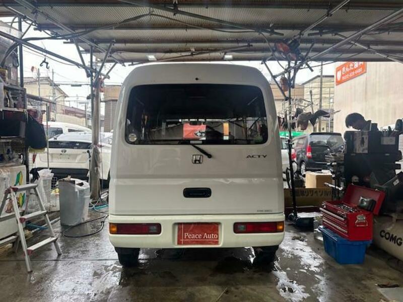 ACTY VAN