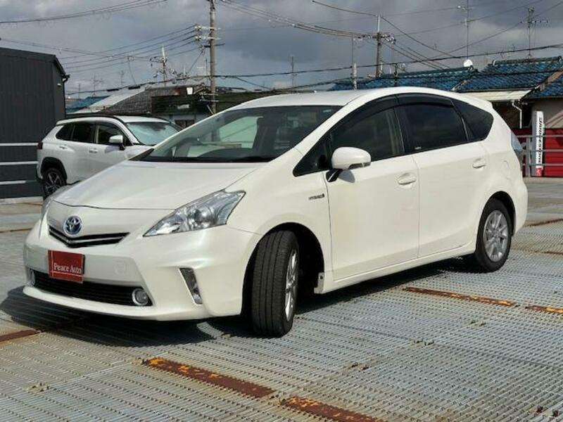 PRIUS ALPHA