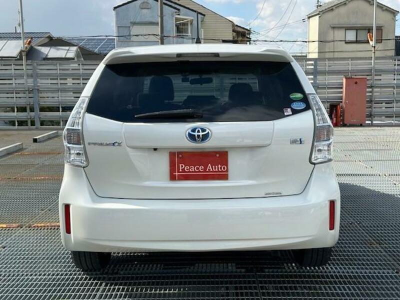 PRIUS ALPHA