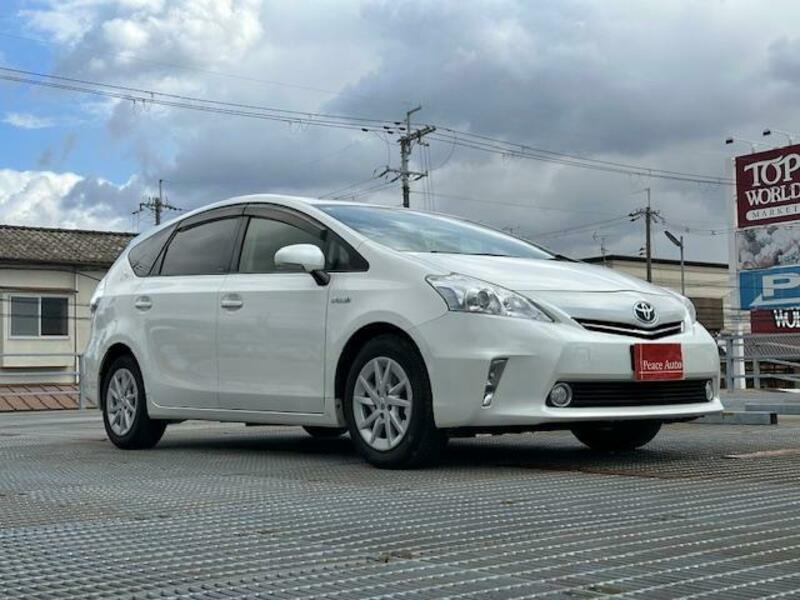 PRIUS ALPHA