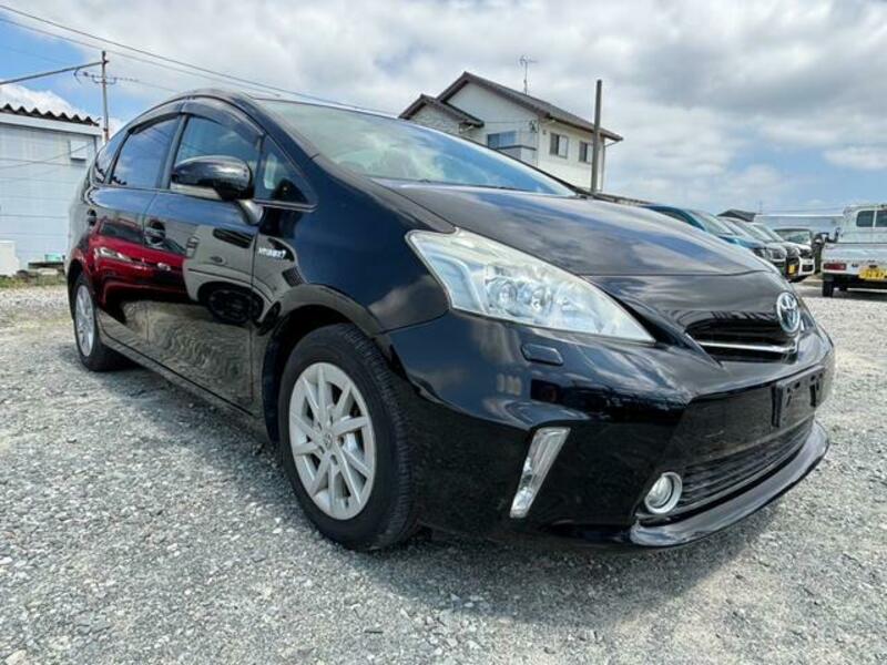 PRIUS ALPHA