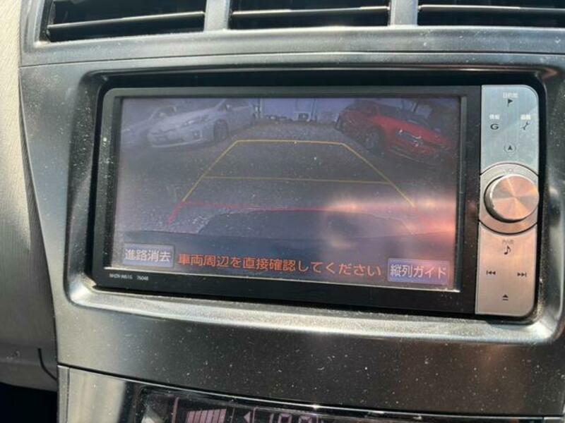 PRIUS ALPHA