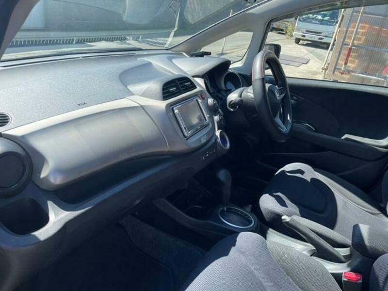 FIT HYBRID