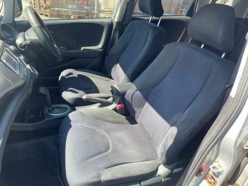 FIT HYBRID