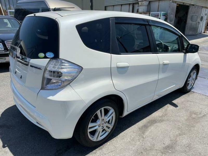 FIT HYBRID