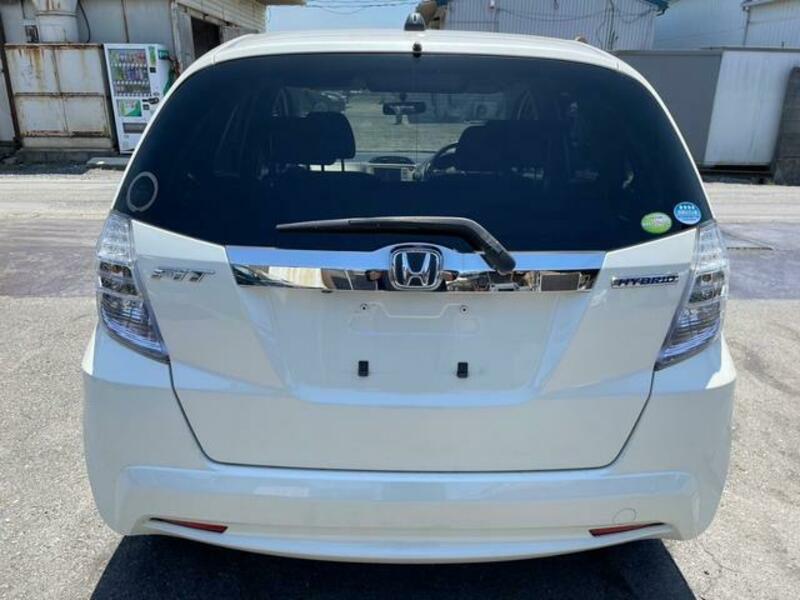 FIT HYBRID