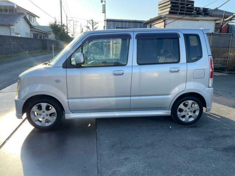 WAGON R