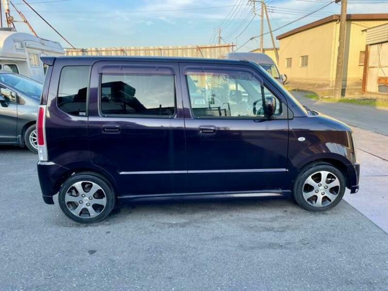 WAGON R