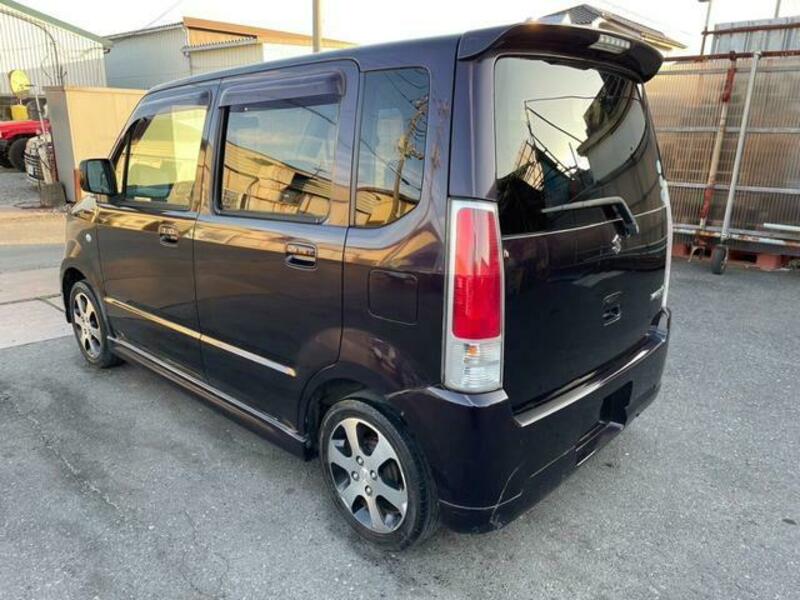WAGON R