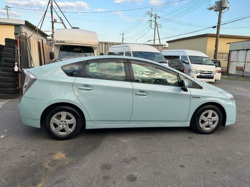 PRIUS