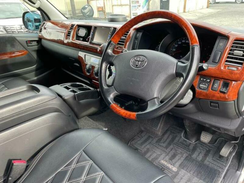 HIACE WAGON