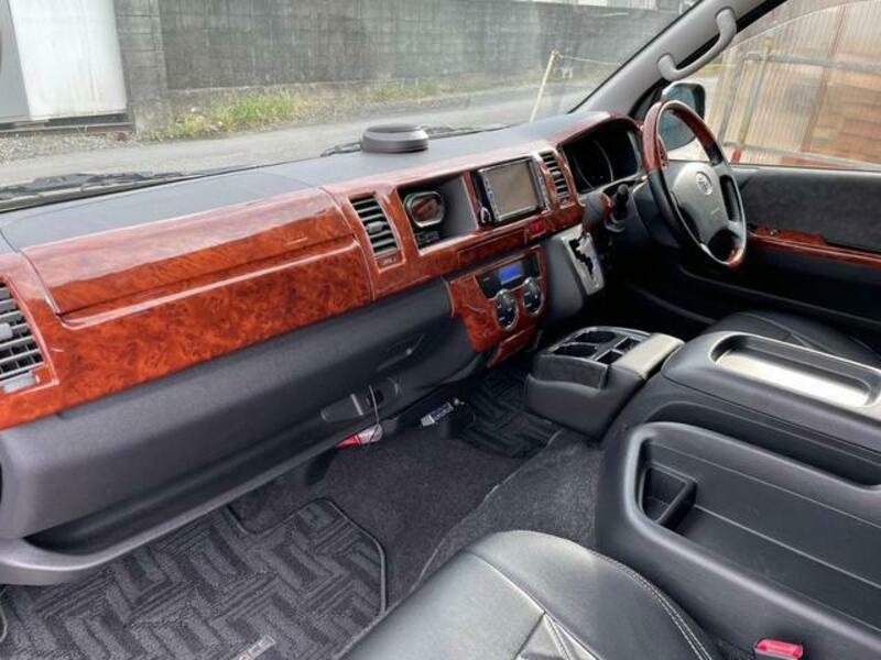 HIACE WAGON