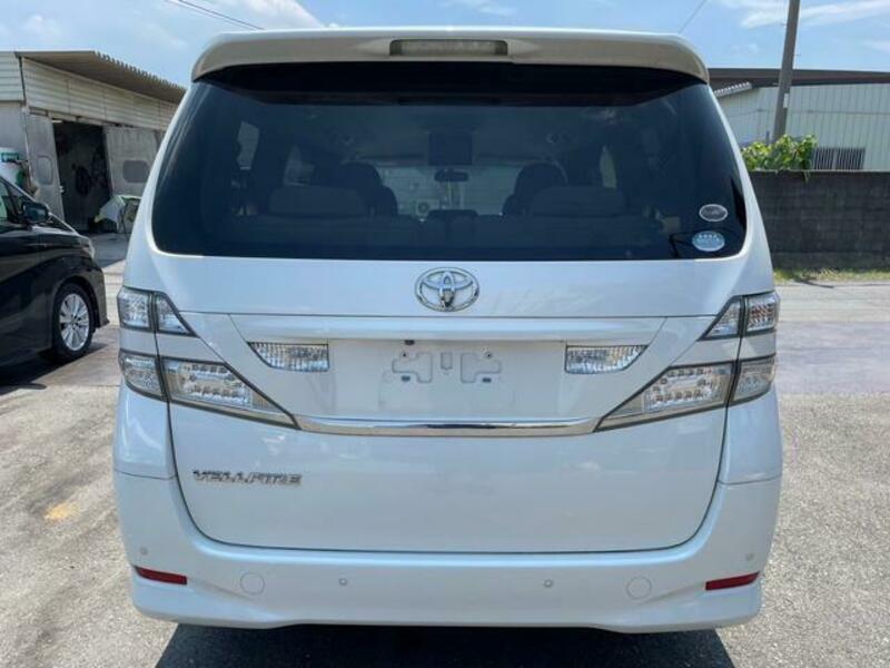 VELLFIRE