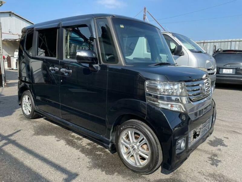 HONDA N BOX CUSTOM
